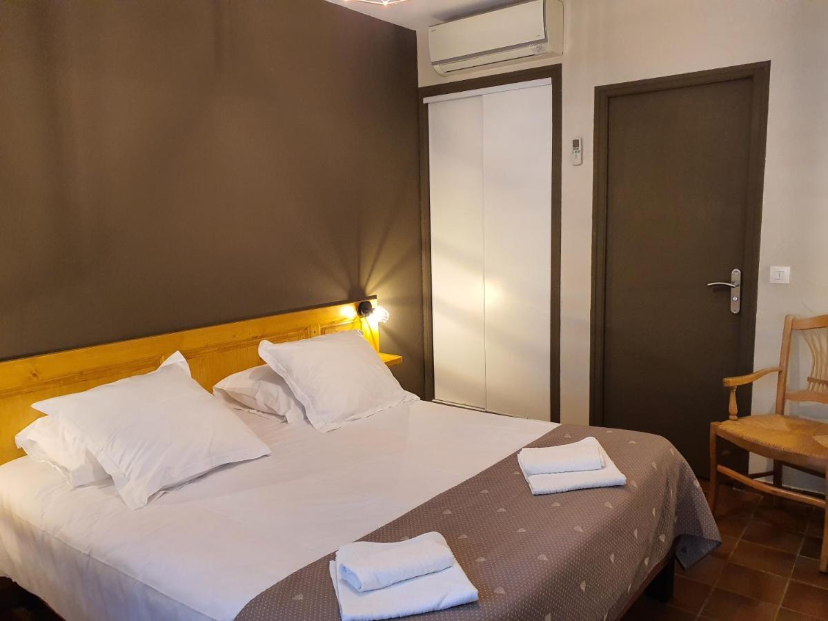 Logis Hotel Restaurant L'Escarbille Сен-Мартен-д'Ардеш Екстер'єр фото